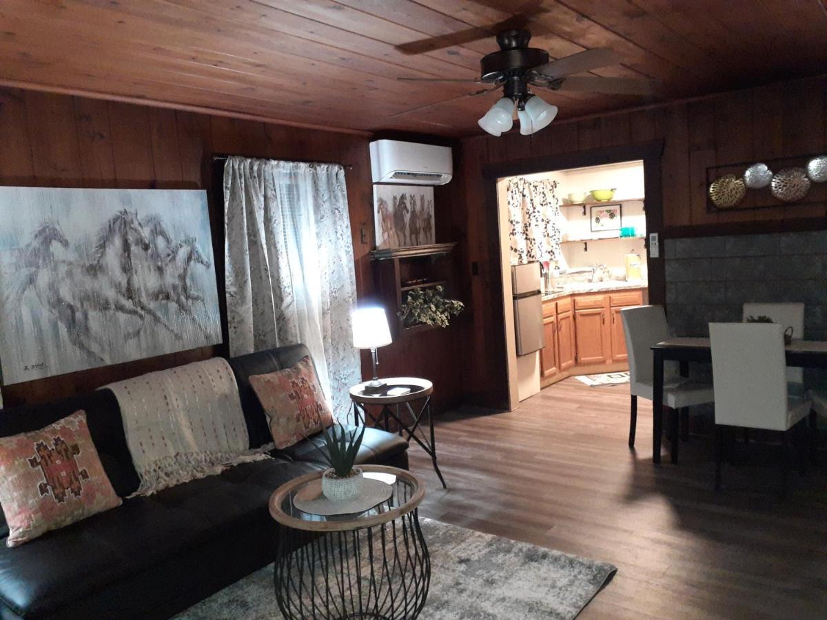 Edgewater Resort Cottage #1 温泉城 外观 照片