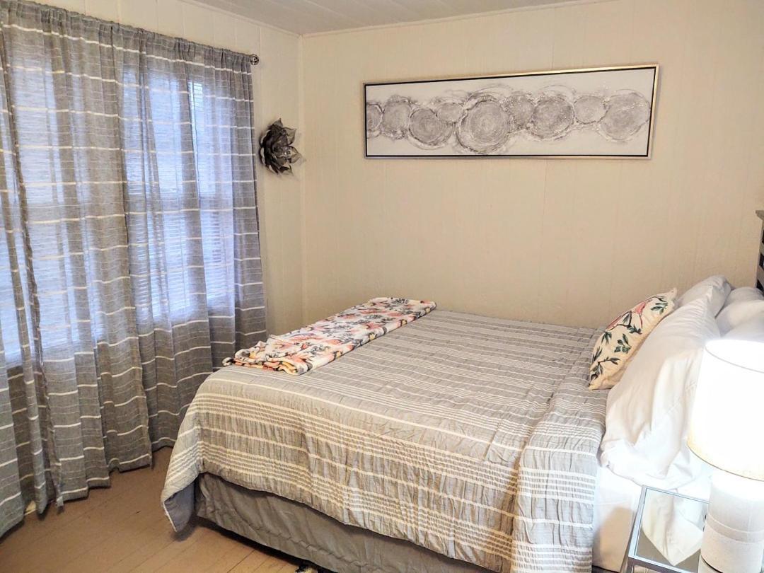 Edgewater Resort Cottage #1 温泉城 外观 照片